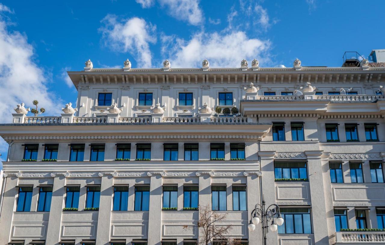 Monograph Freedom Square Hotel Tbilisi Exterior foto The hotel in 2013